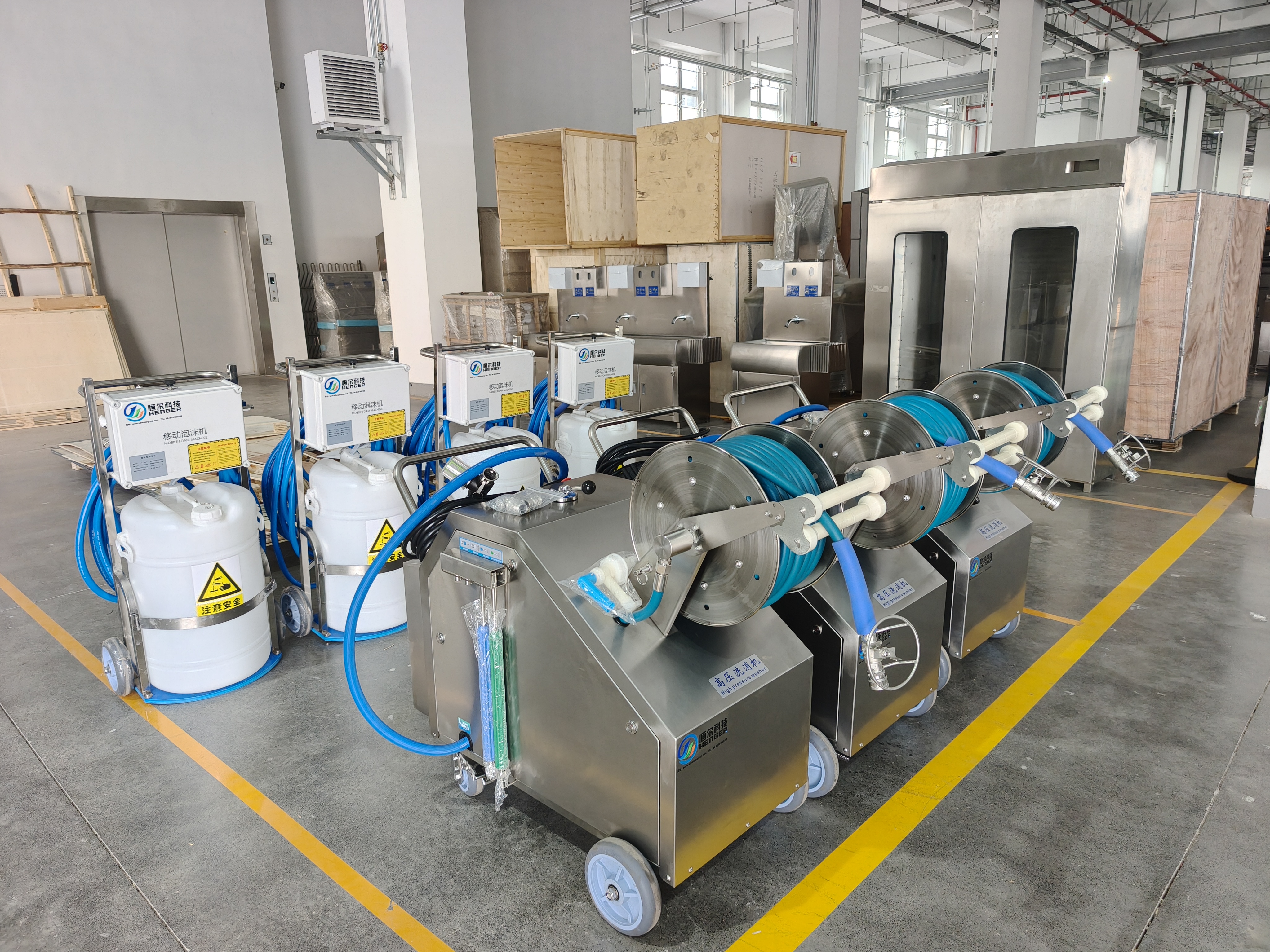 آلة تنظيف وتعقيم الرغوة المتنقلة الاحترافية | إطار من الفولاذ المقاوم للصدأ 304 | 3 في 1 للضغط العالي والرغوة والتطهير